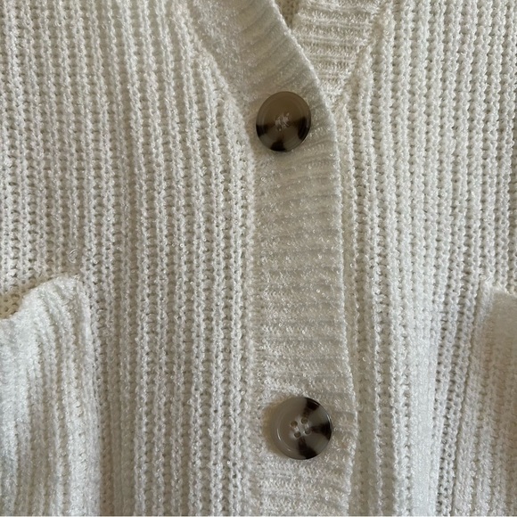 2/$30 Blue Rain by Francesca’s Cream Cropped Cardigan Sweater - Picture 2 of 10